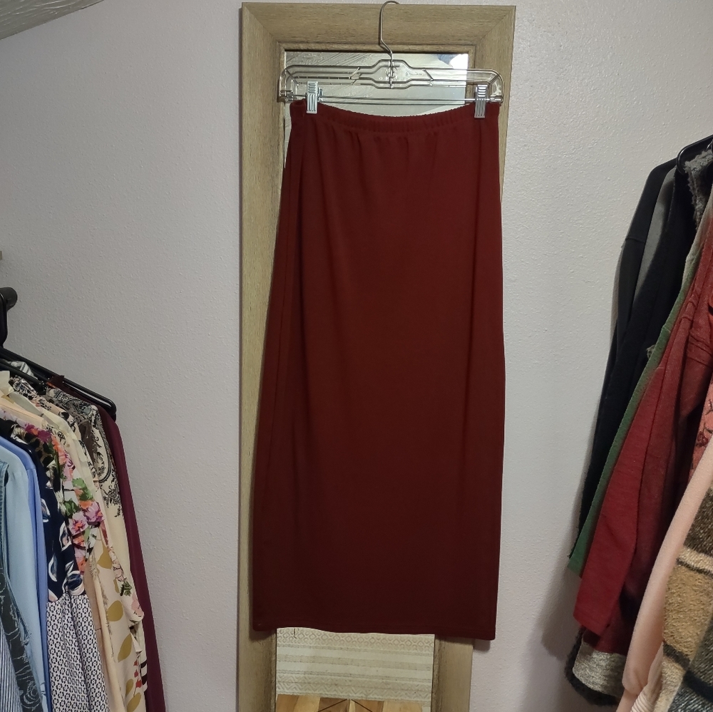 Burgundy Nuggles Skirt